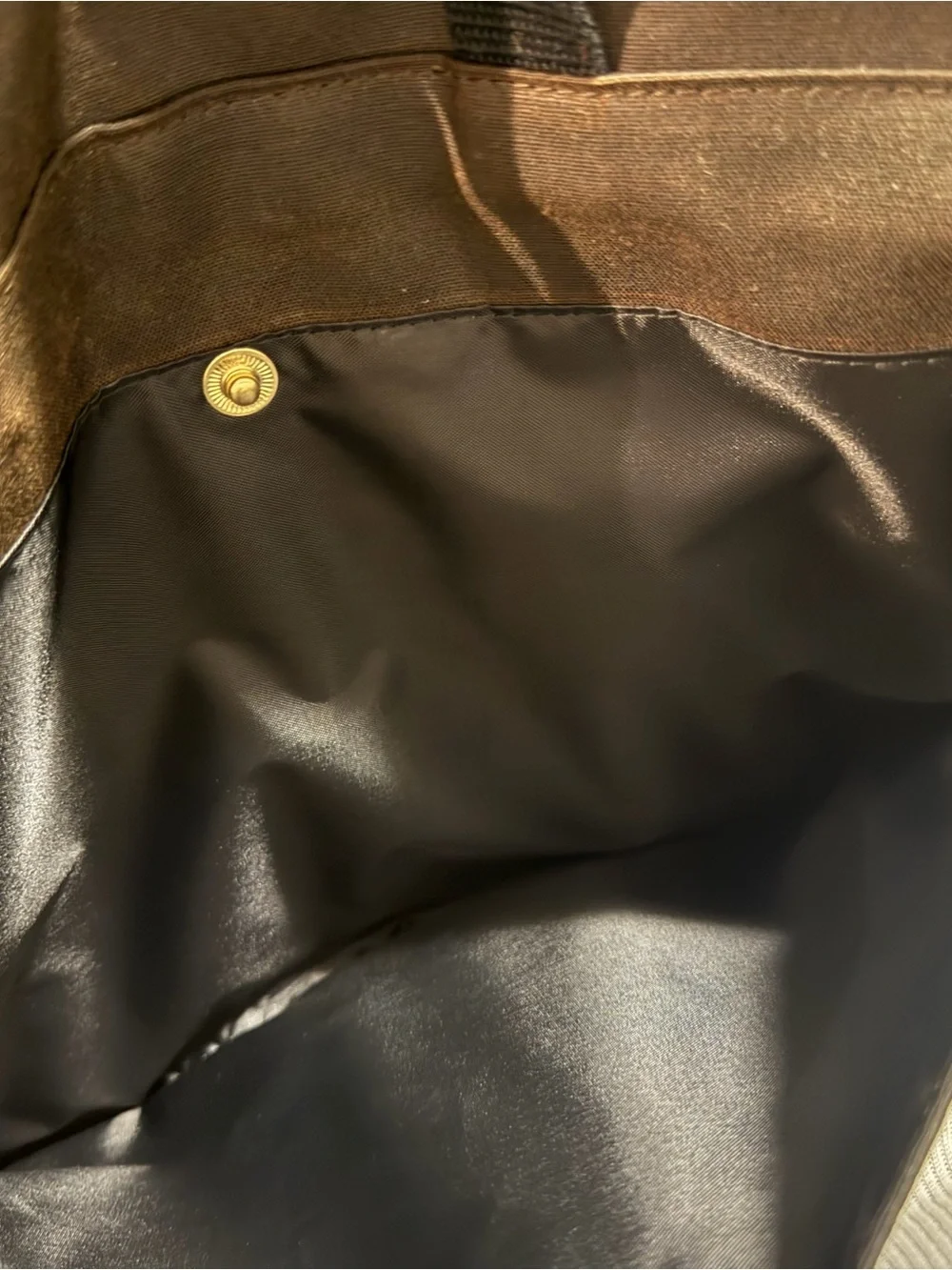 Barbour classic messenger