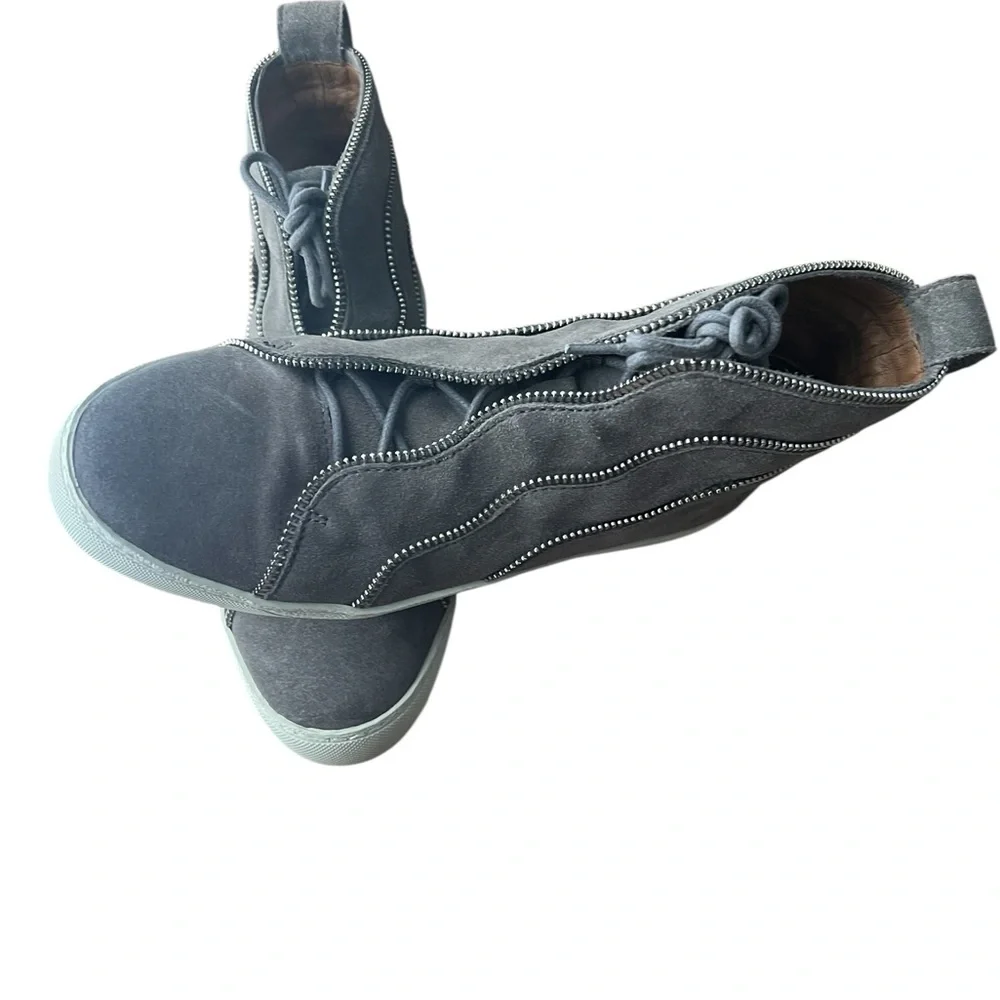Frye classic suede