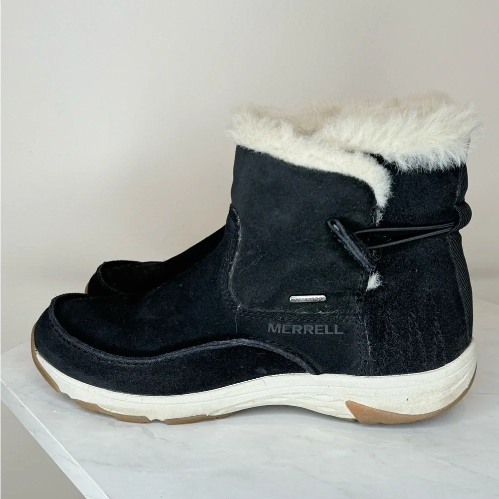 🔥Merrell Women's Black Suede Ankle Boots Fur Interior Sz 8.5 like new🔥