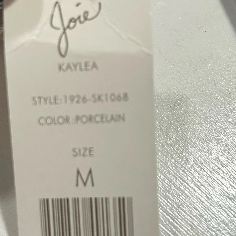 Joie elegant skater