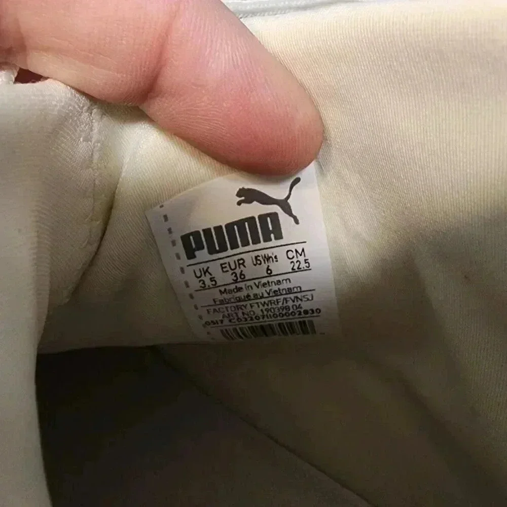 Puma thanks women scuffmark