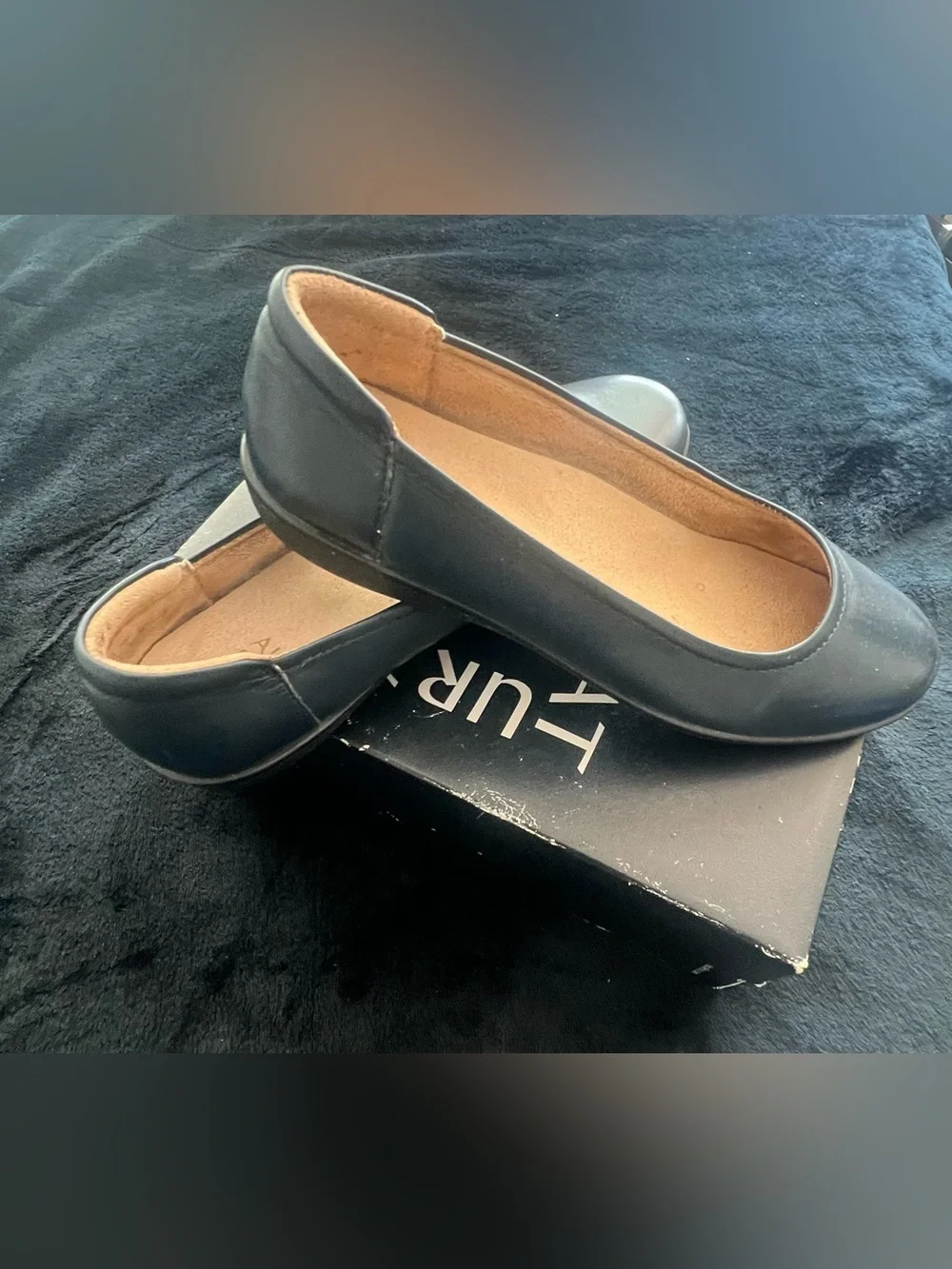 Naturalizer sleek leather