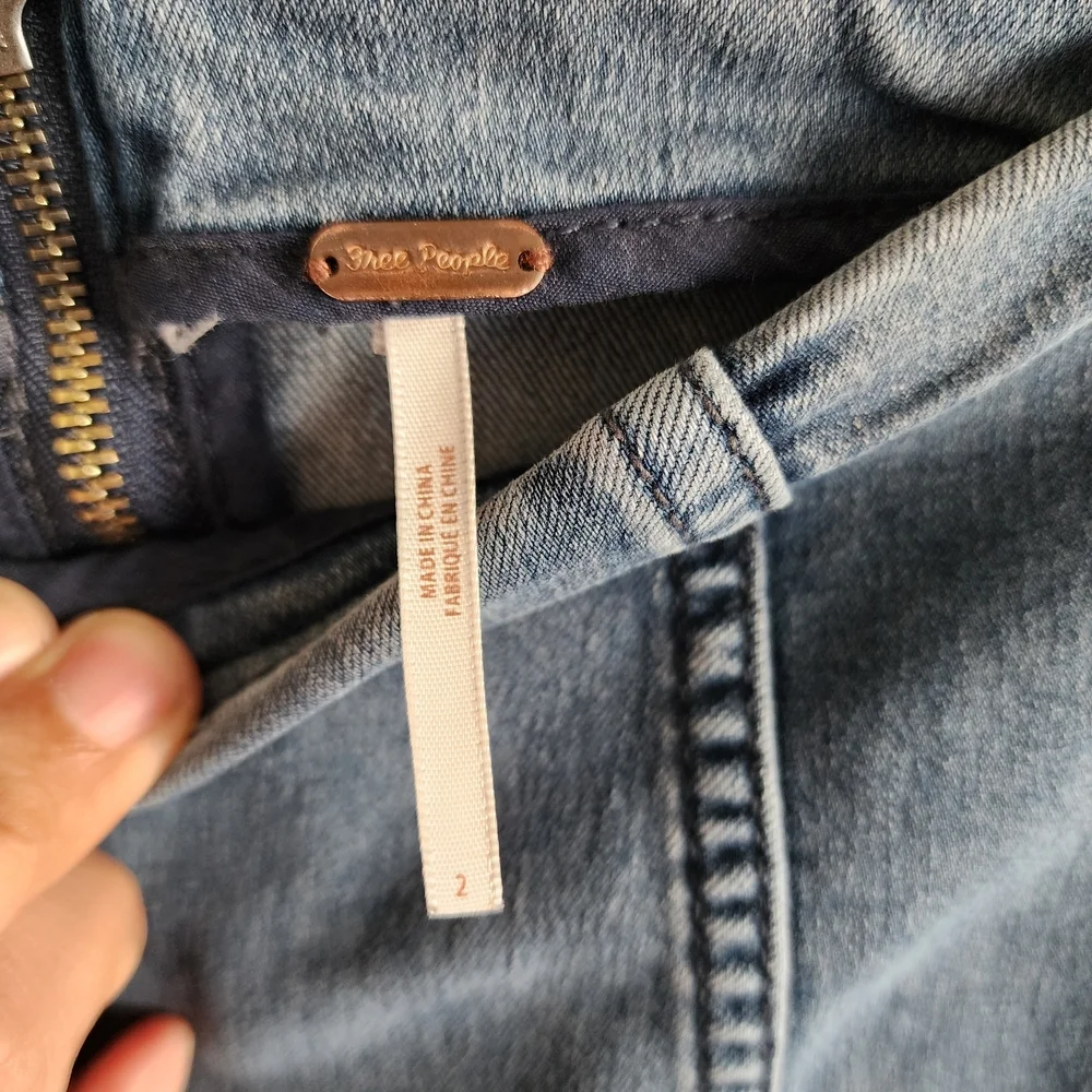 Free People excellent buckle