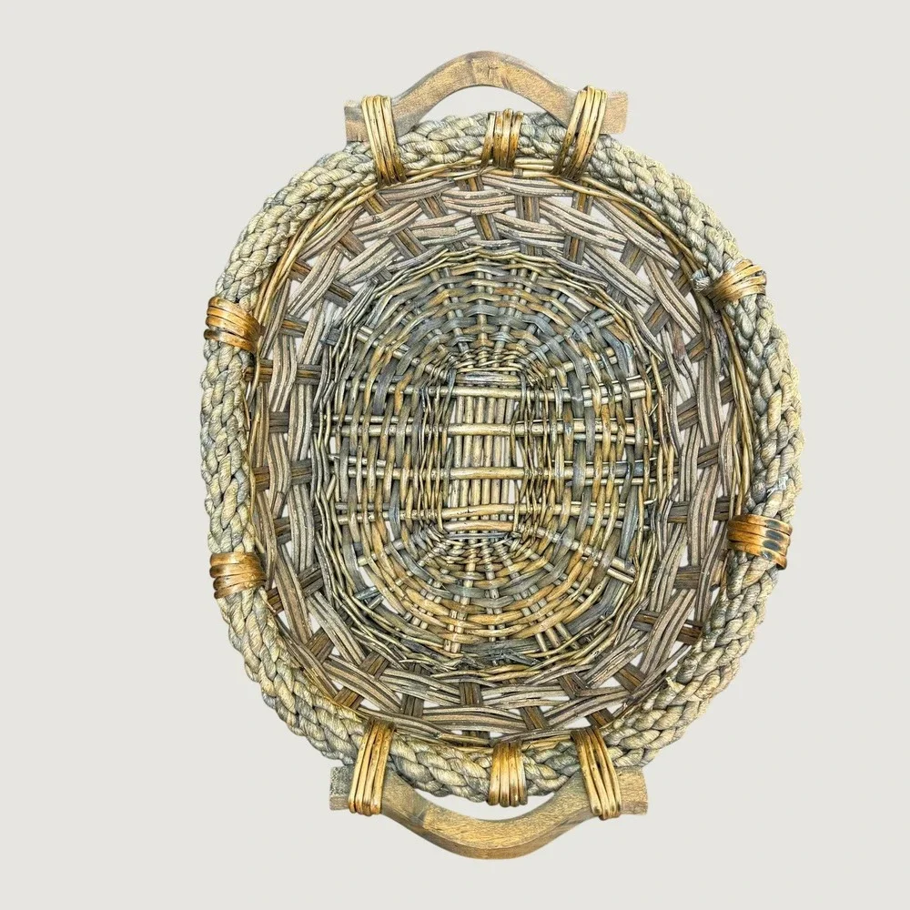 N/A woven wicker