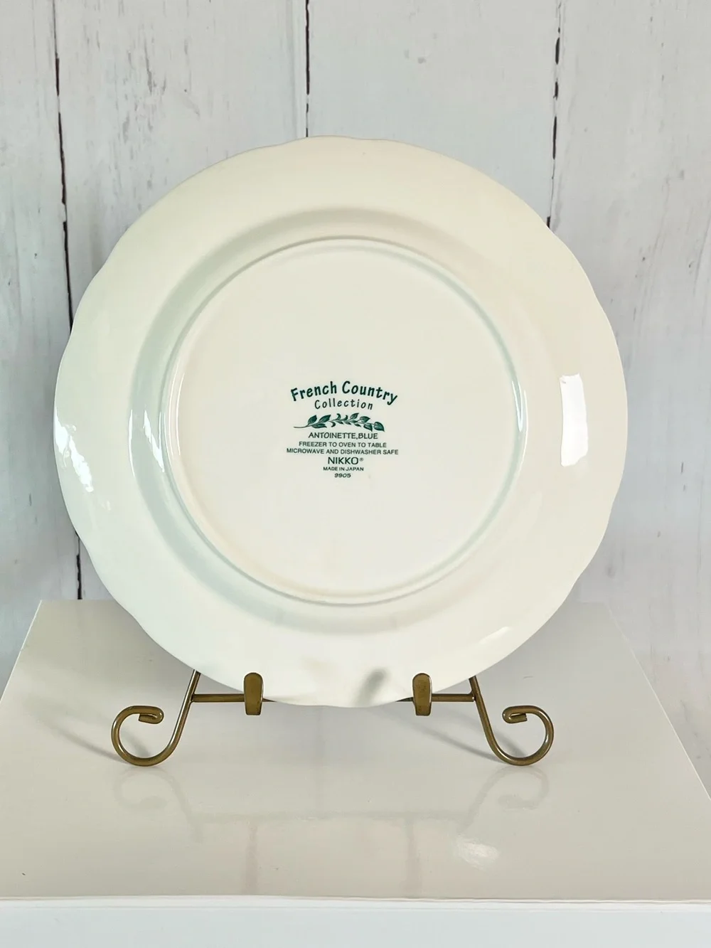 Nikko Ceramics add touch