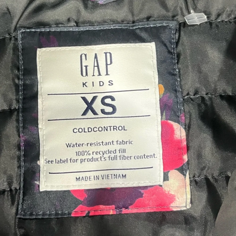 GAP preowned good