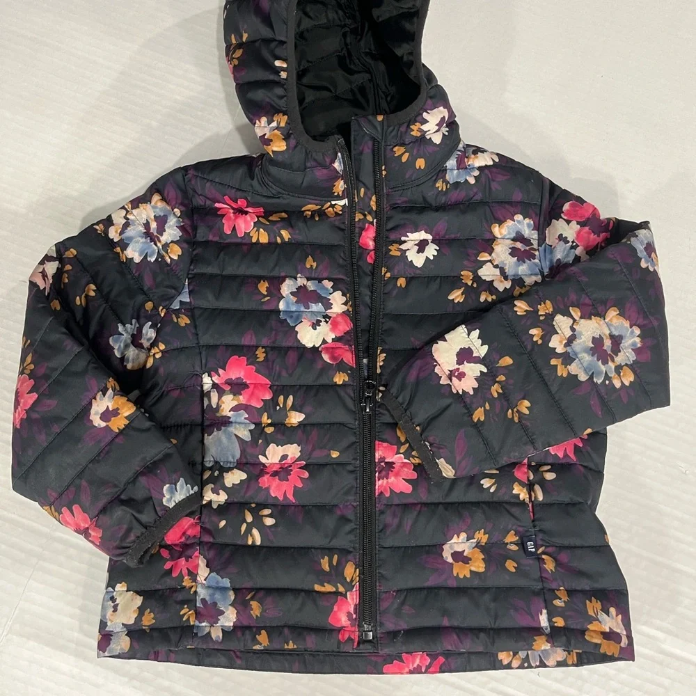 GAP preowned good