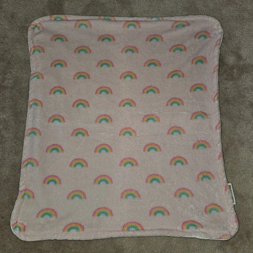 Blankets & Beyond 30 free rainbow