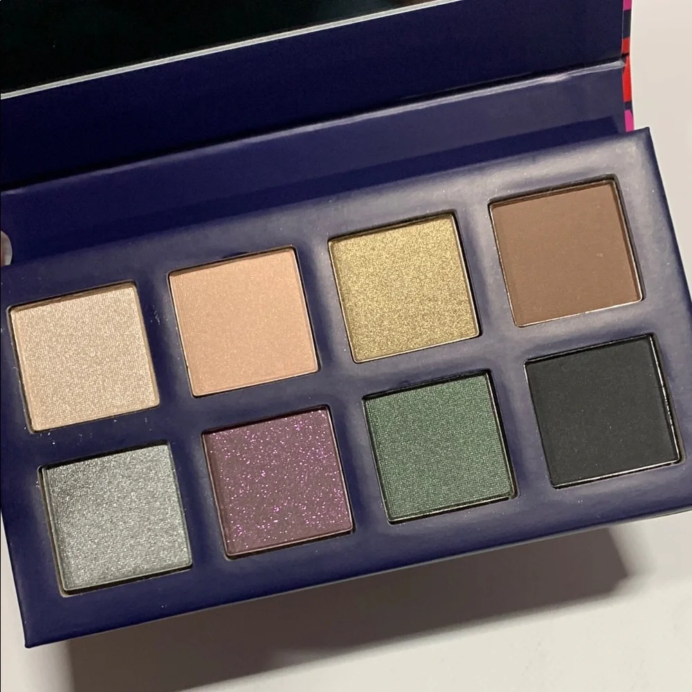 Avon bold eyeshadow