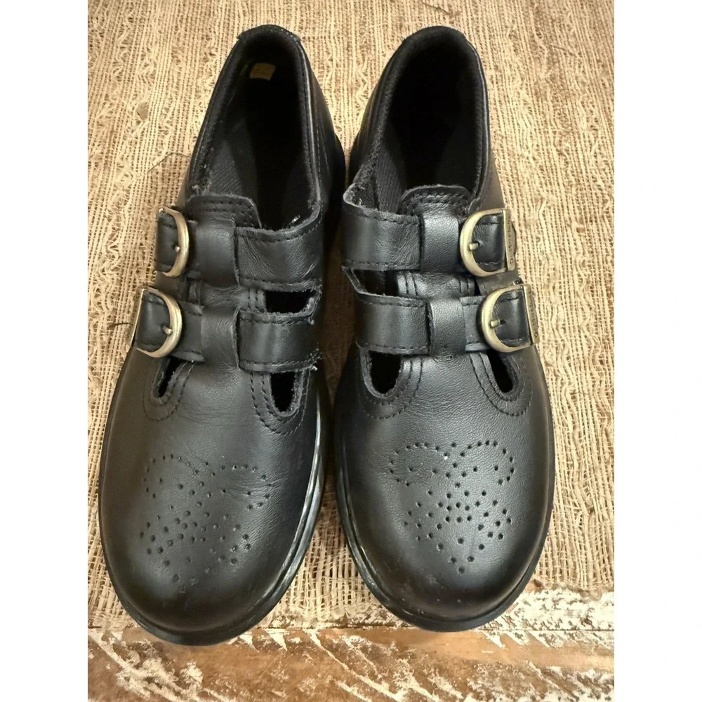 Dr. Martens product pair