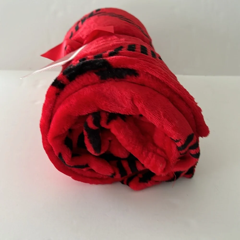 Hallmark up multiples