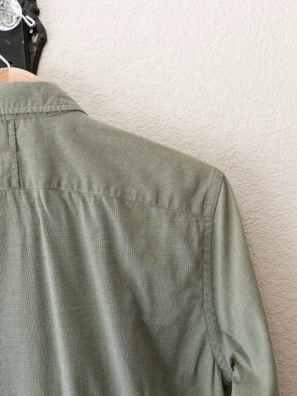 Banana Republic shirttail fit