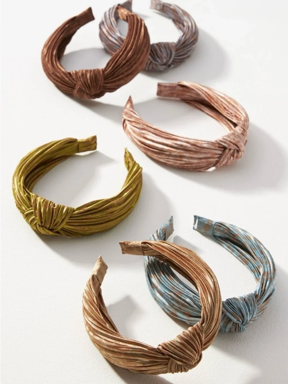 Anthropologie tie die