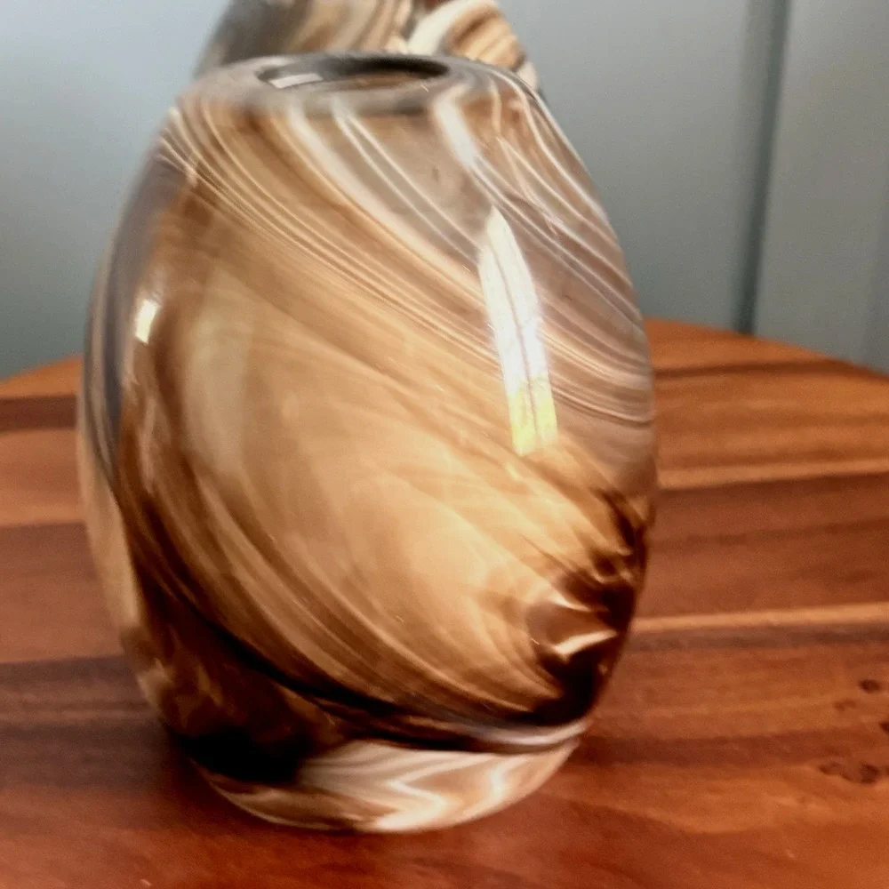 The Unbranded Brand pair swirl