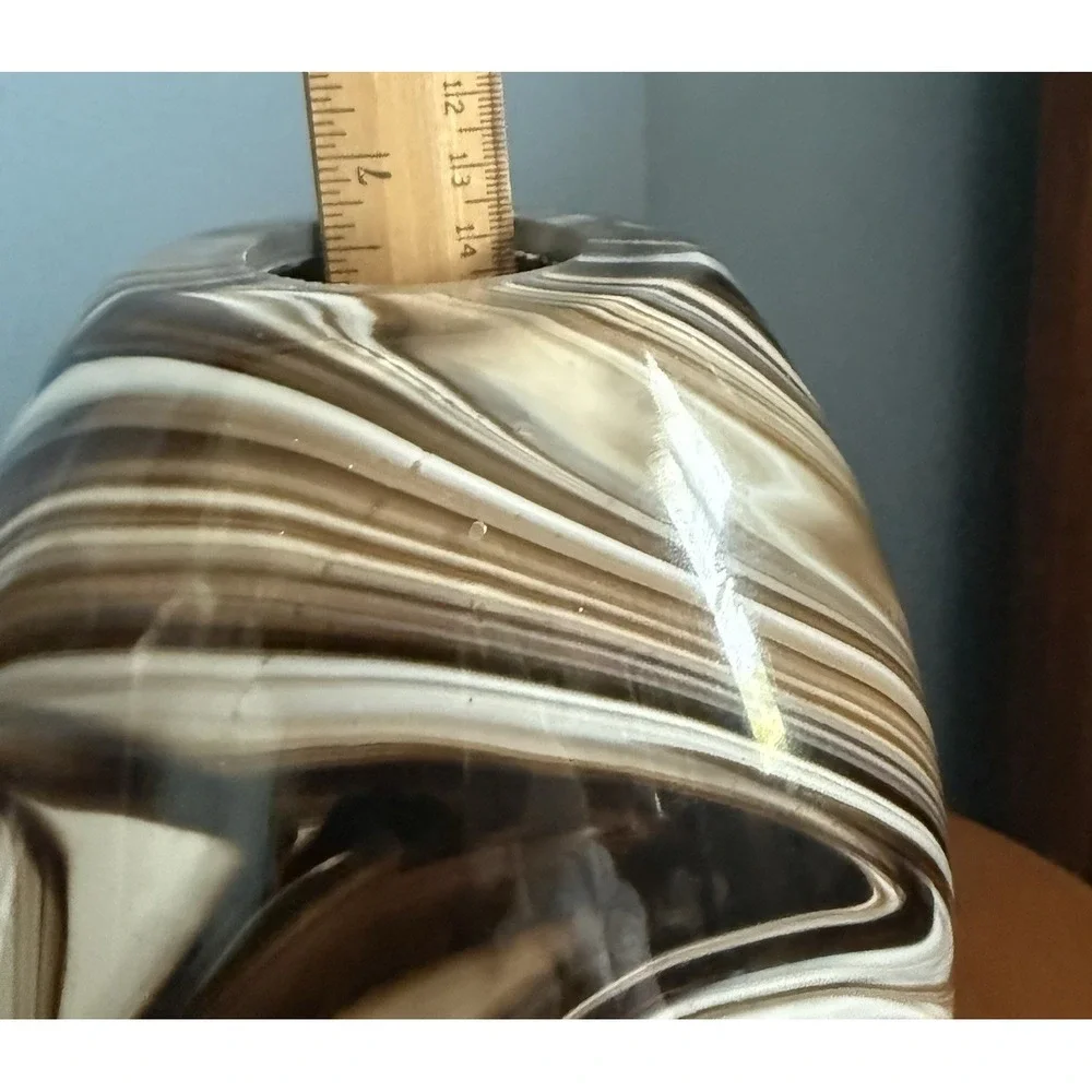 The Unbranded Brand pair swirl