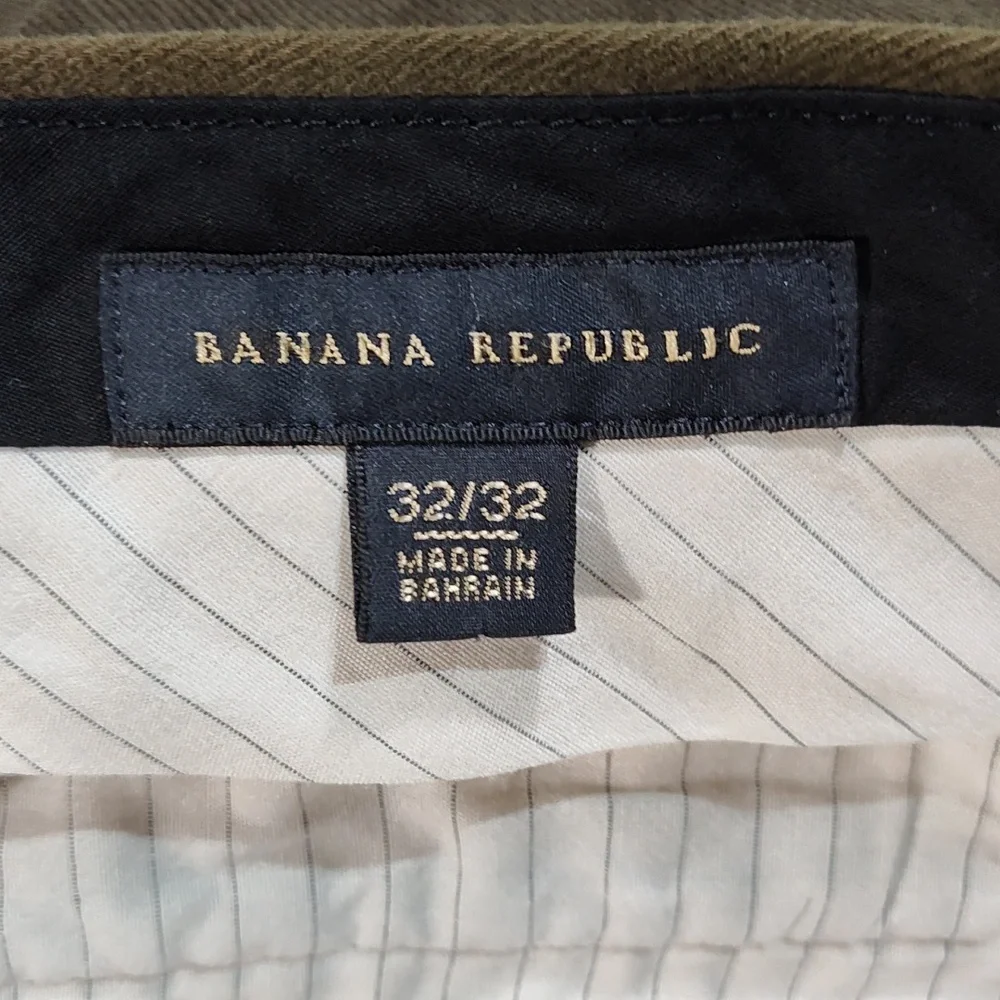 Banana Republic excellent no