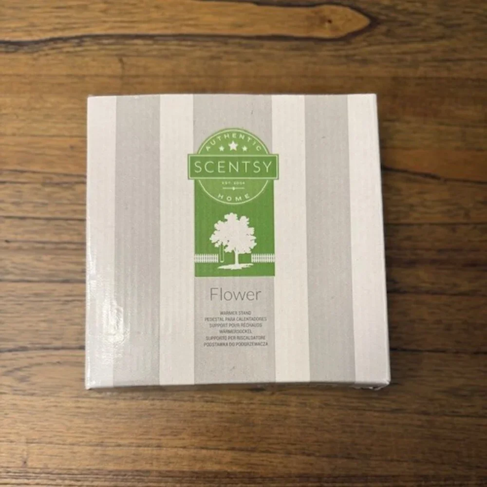Scentsy flower warmer