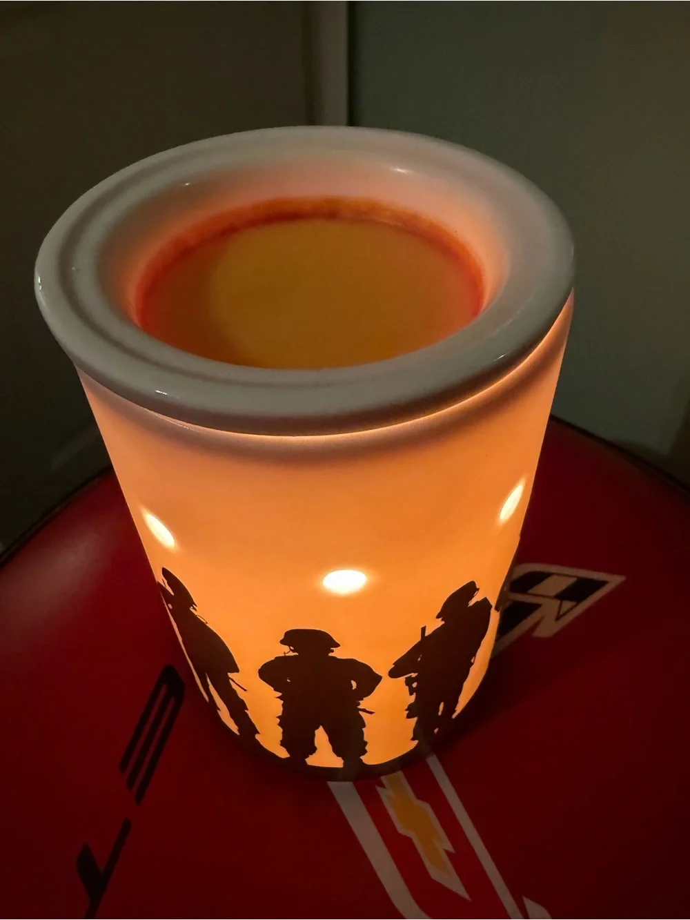Scentsy Ceramic Warmer with Soldier Silhouette