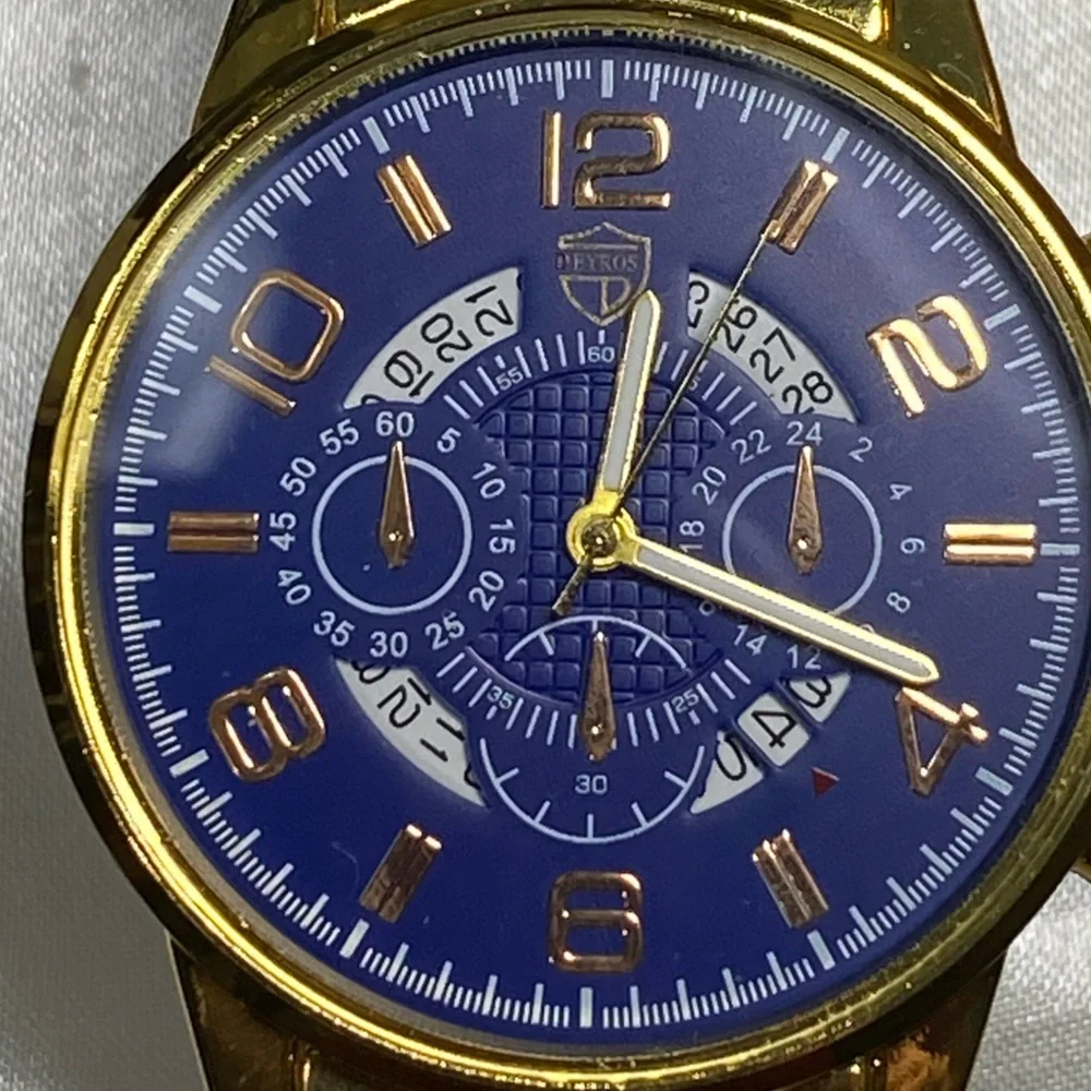 Eyros elegant men