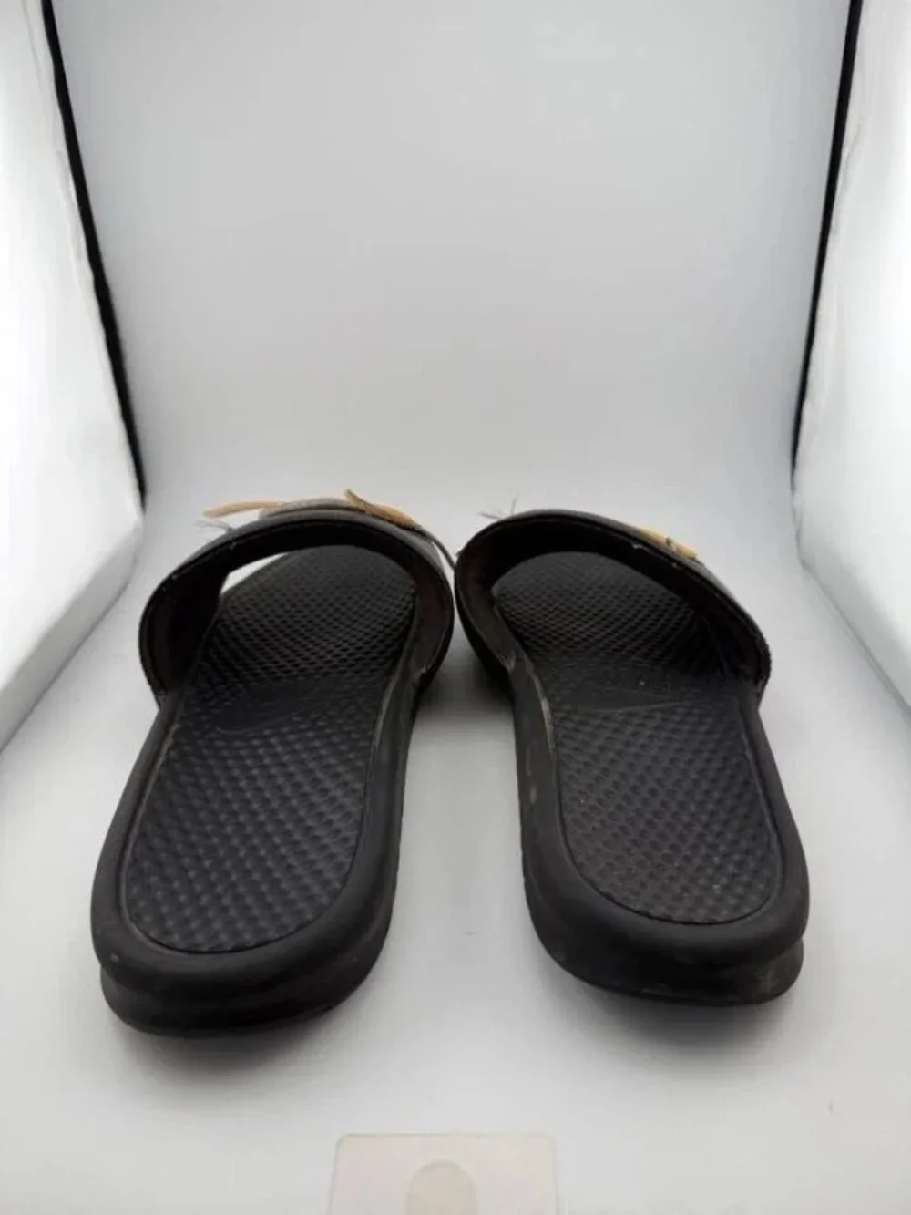 Nike worn benassi