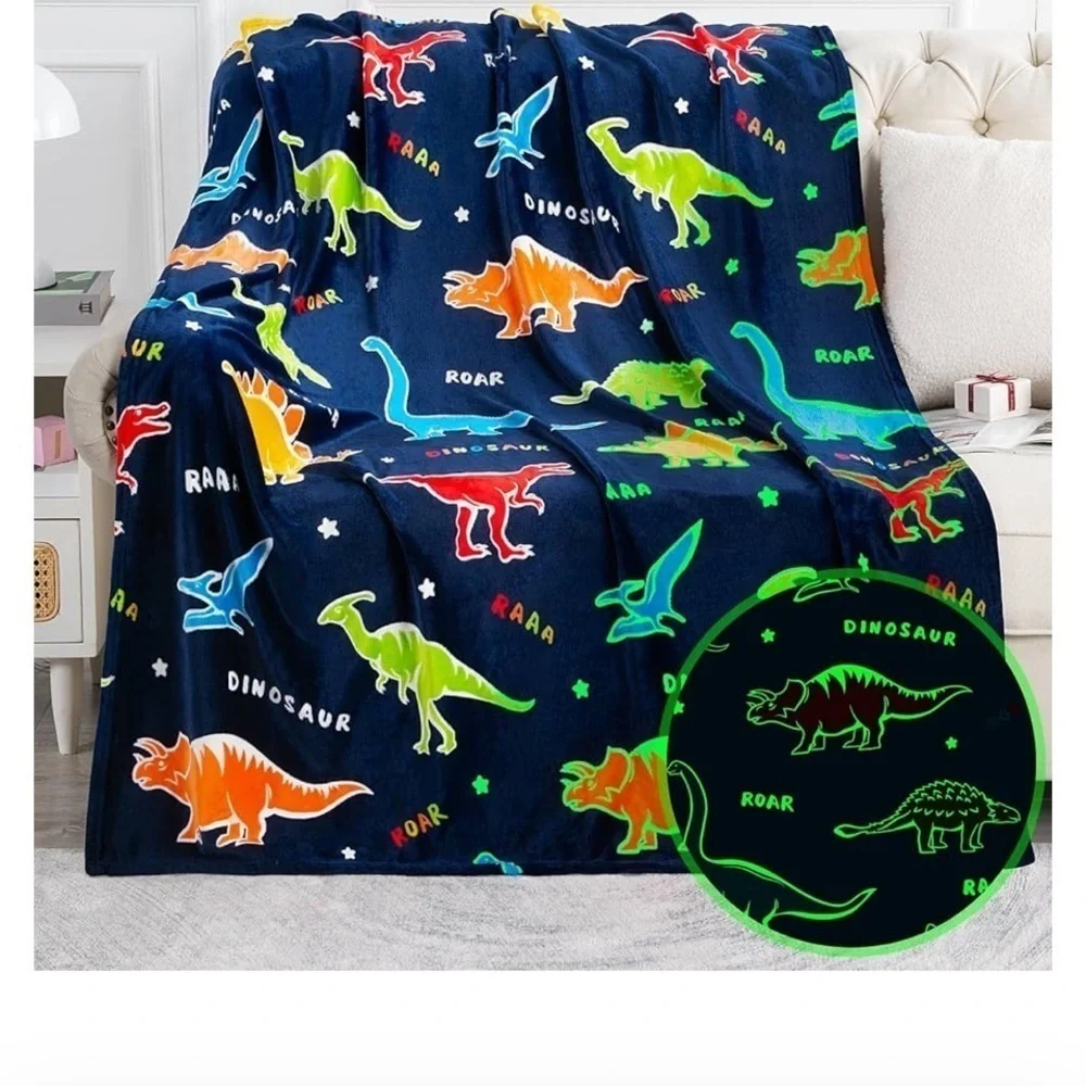 NWT Colorful Dinosaur Blanket Glow in the Dark  Blue 50