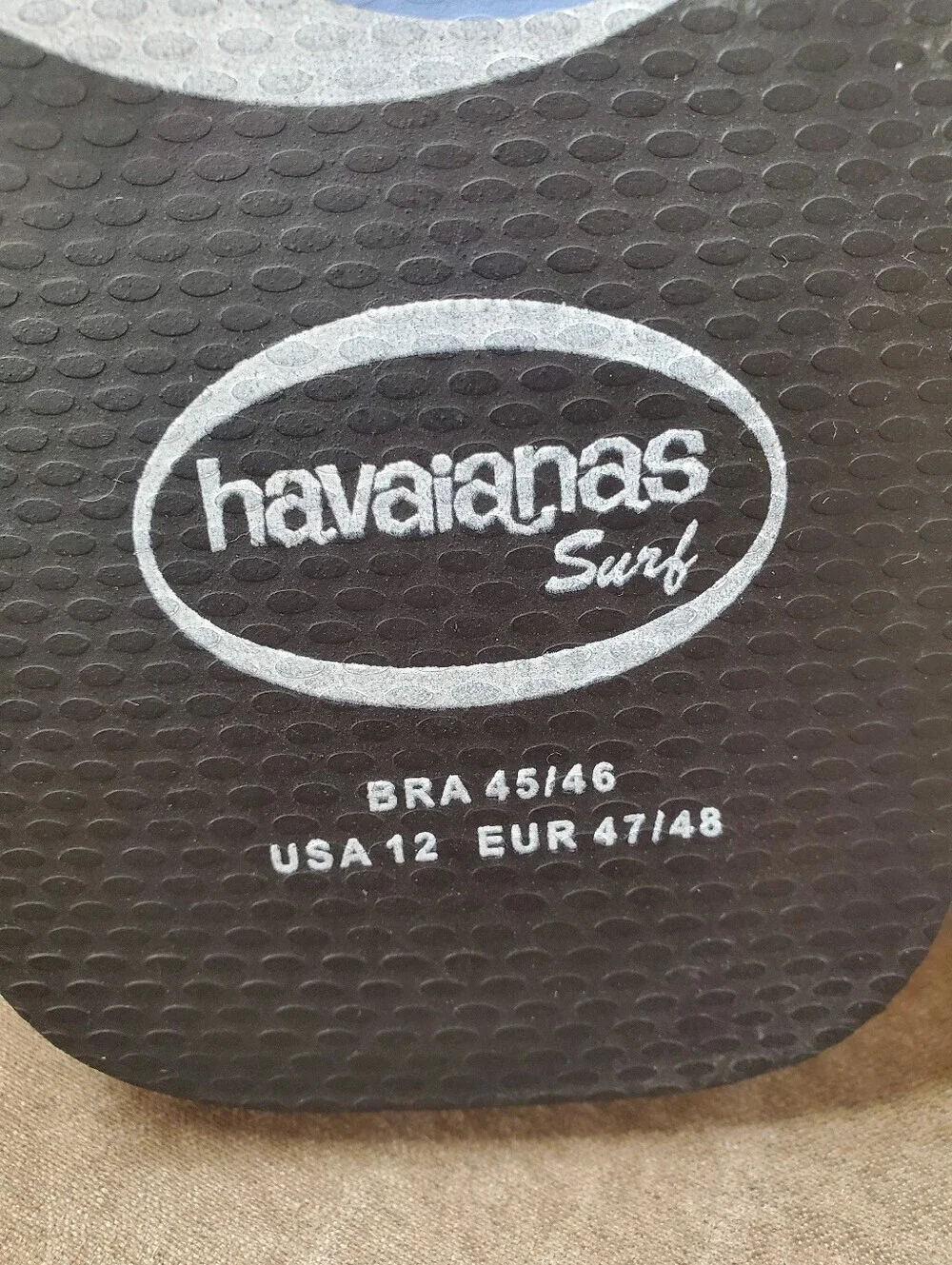 Havaianas Surf flip-flops featuring a Blue surfer-themed print Size Mens 12