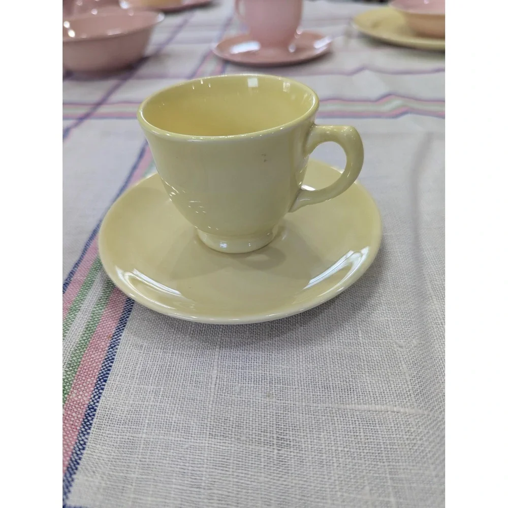 N/A pink yellow
