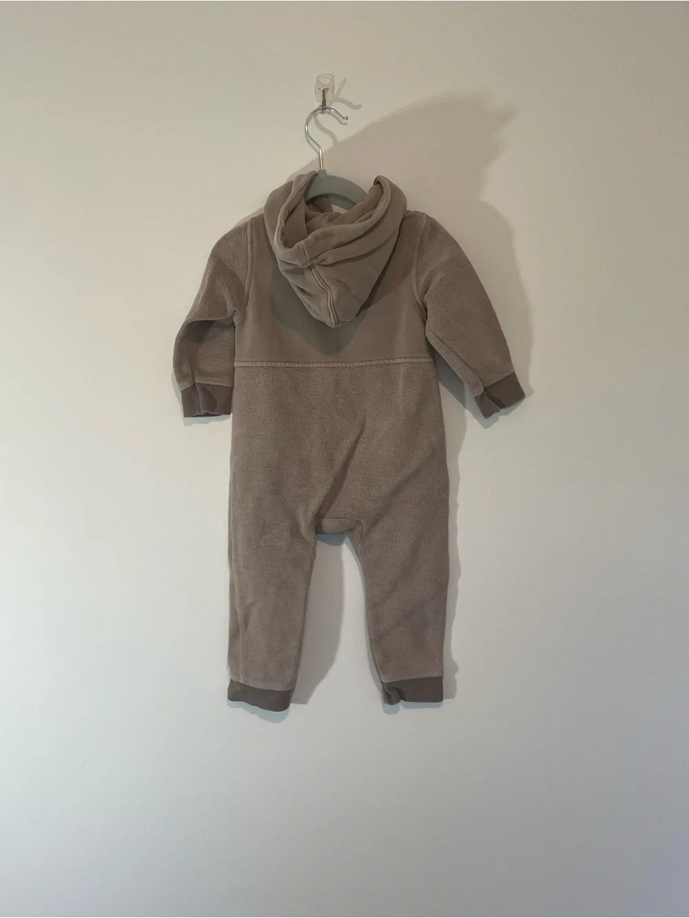 Kith soft taupe