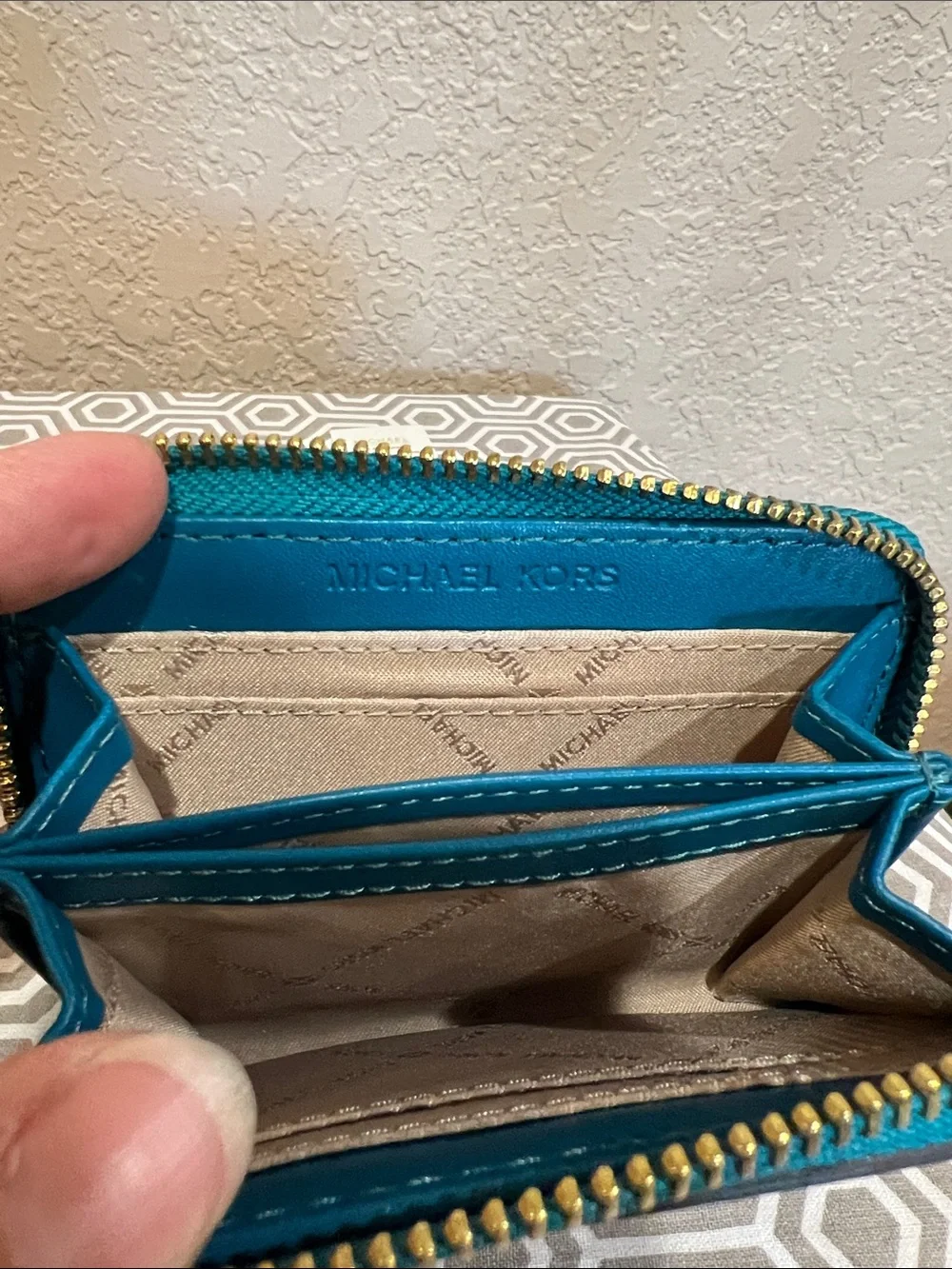 Michael Kors compact card
