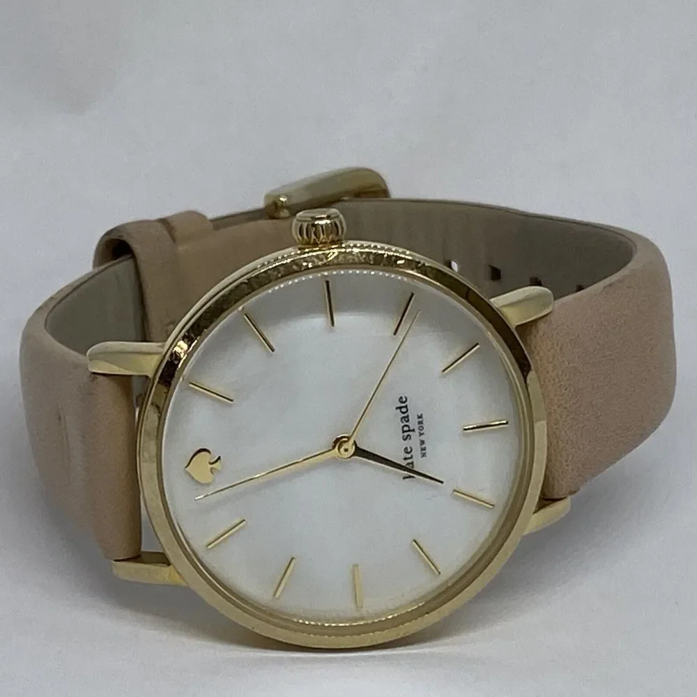 Kate Spade New York 0073 Women's Beige Leather Analog Dial Quartz Watch GE558