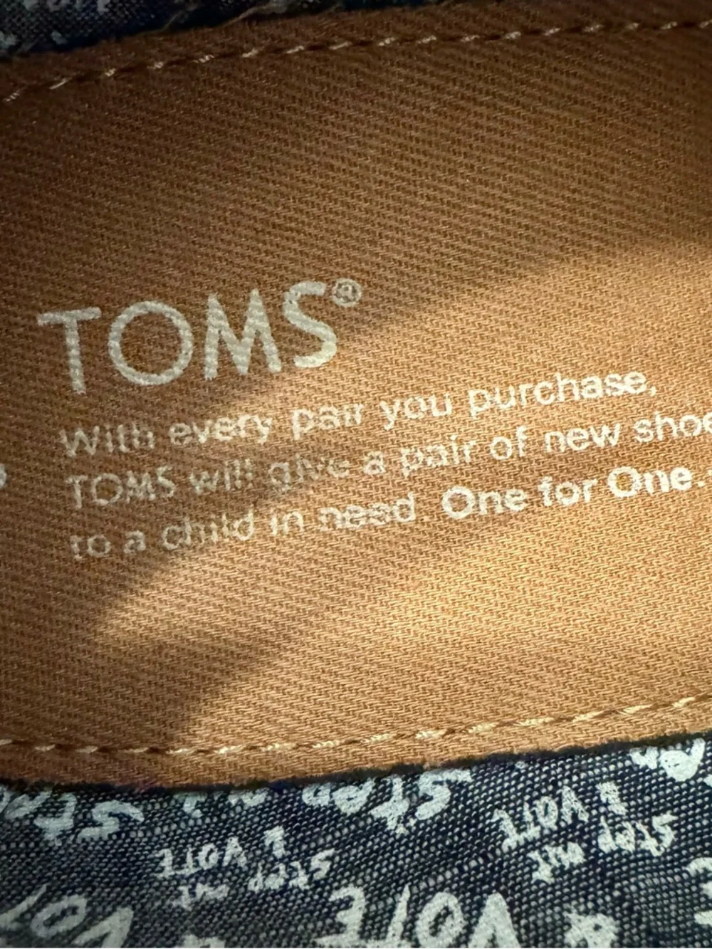 Toms suede derby