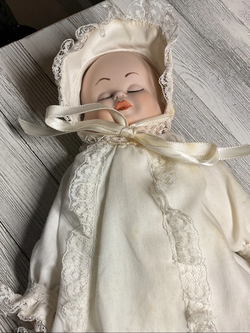 No brand doll presentation fabric