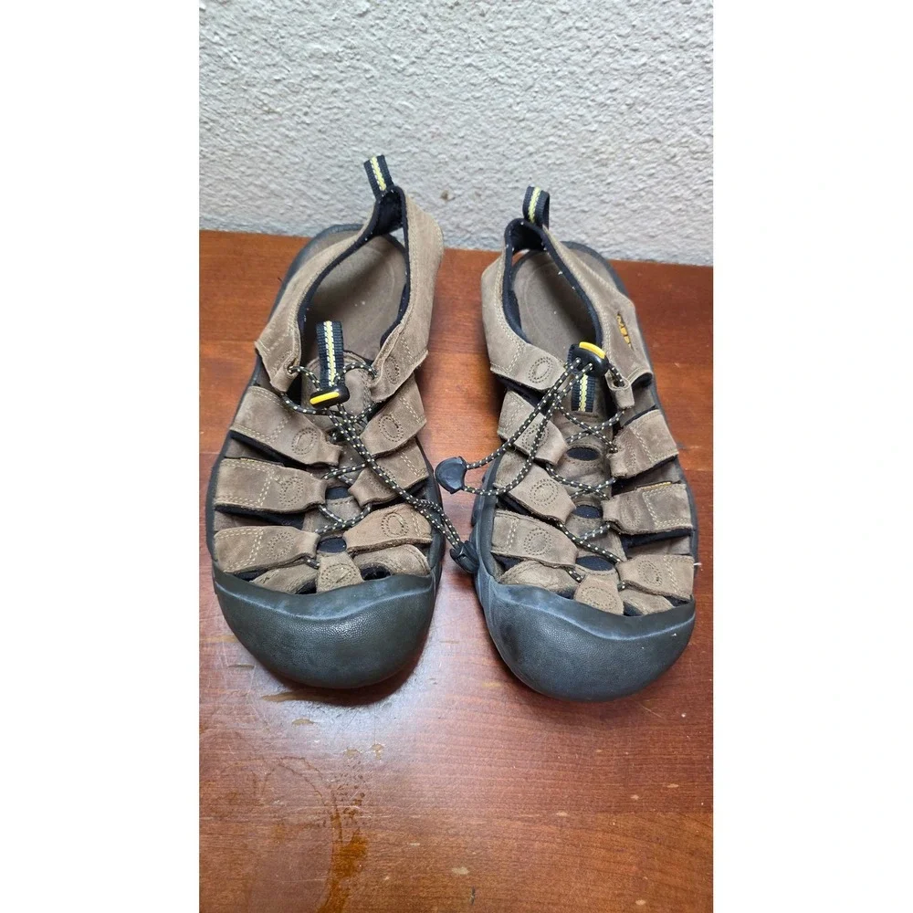KEEN Newport Leather Sandals Mens‎ 8 Brown Waterproof Hiking Sport Fisherman Sho