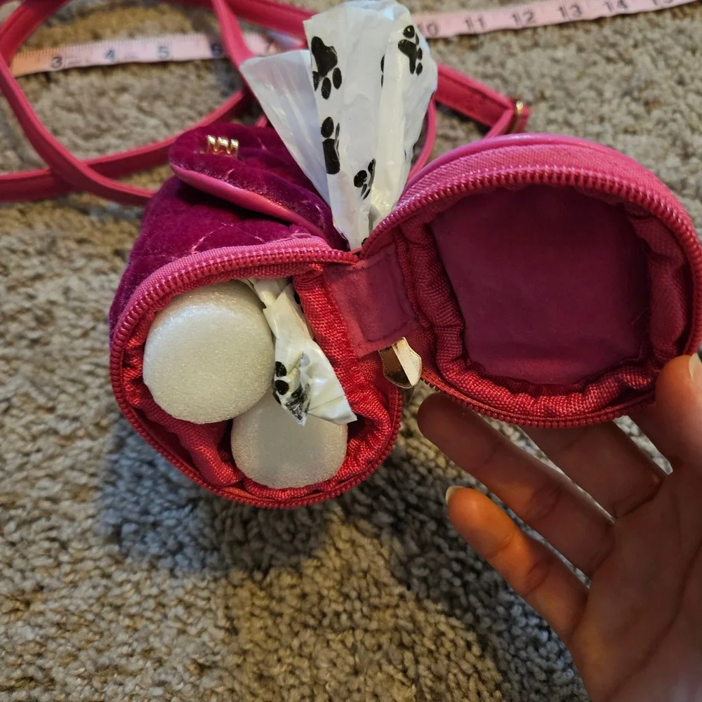 PurseN poochi crossbody
