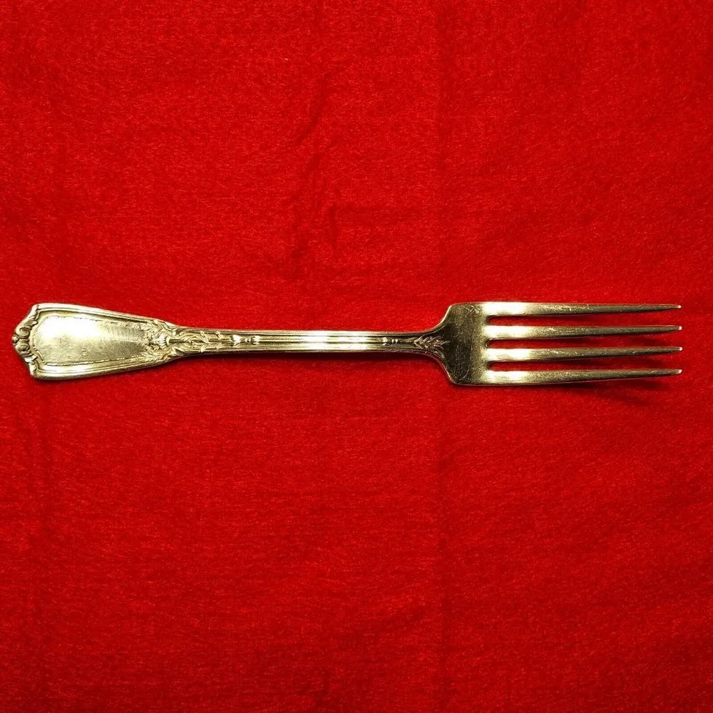 Reed & Barton manufacturer 	reed