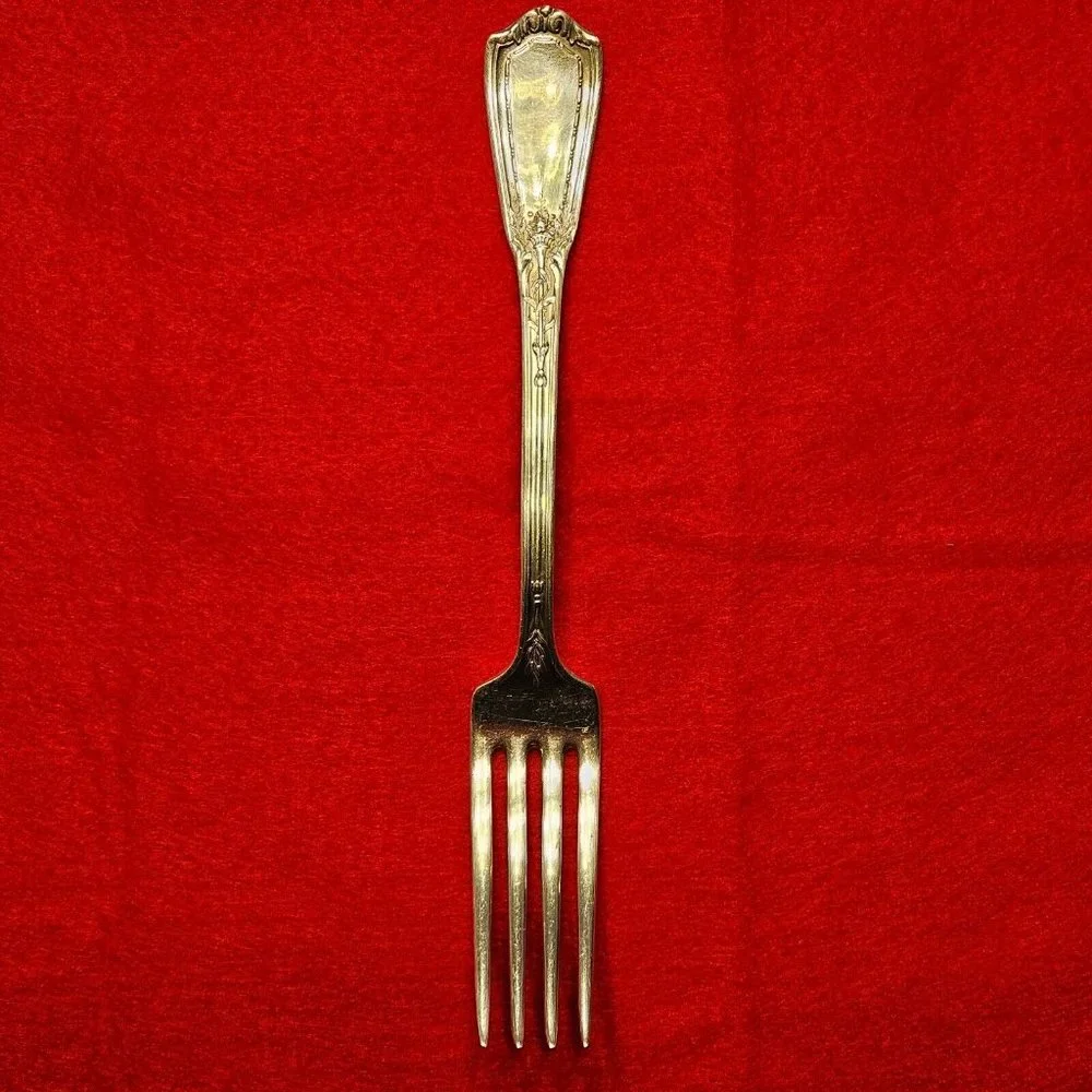 Reed & Barton manufacturer 	reed