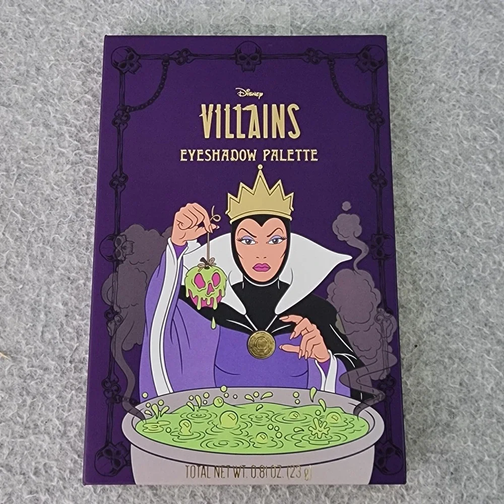 Disney Villains Eyeshadow Palette Evil‎ Queen 12 shades