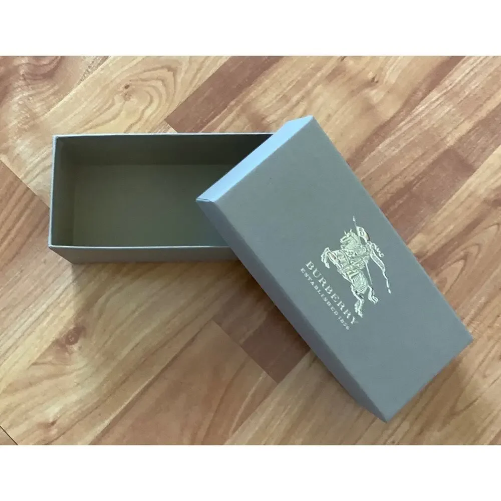 Burberry empty sunglasses