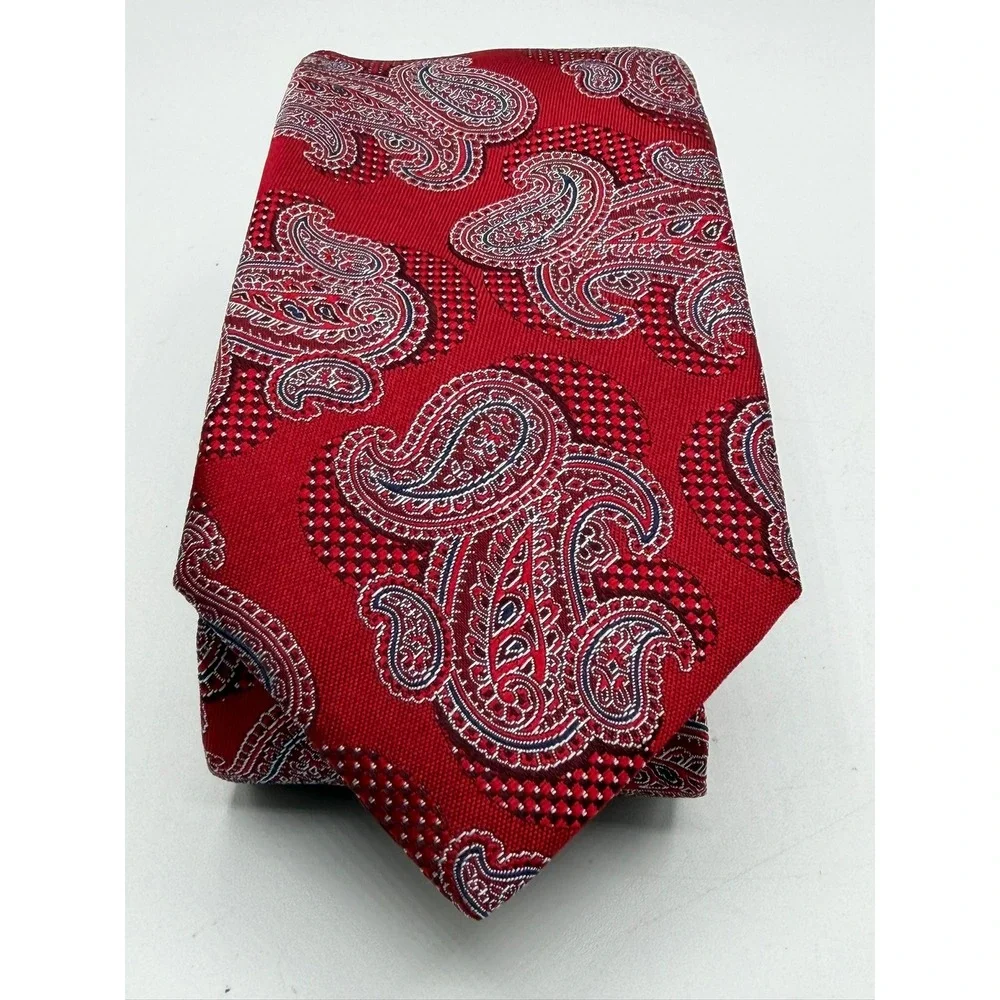 Canali 1934 Mens Red Paisley Silk Necktie Made in Italy Formal Business Tie