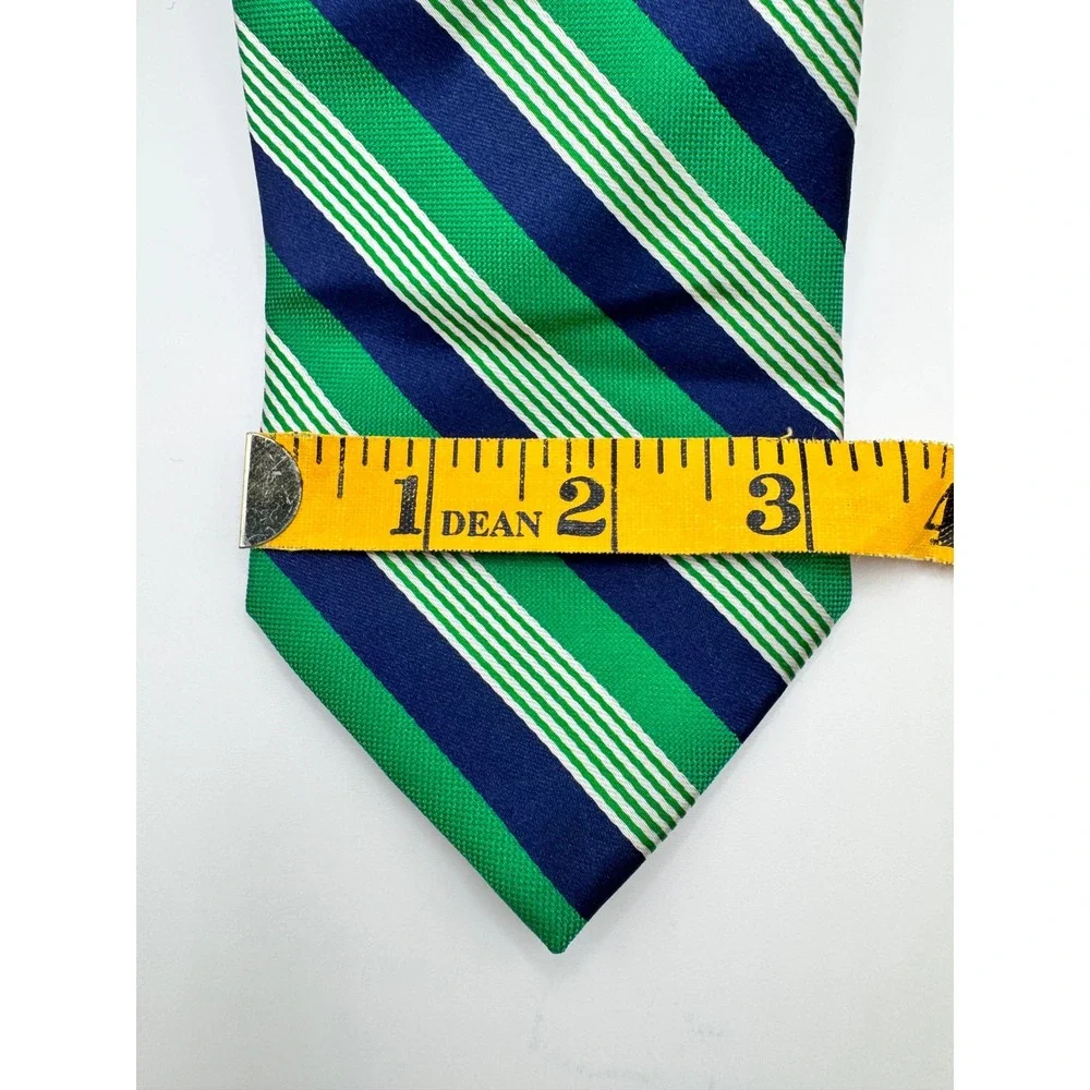 Izod dapper sophistication