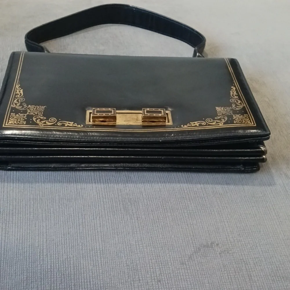 Scuola del Cuoio sleek black