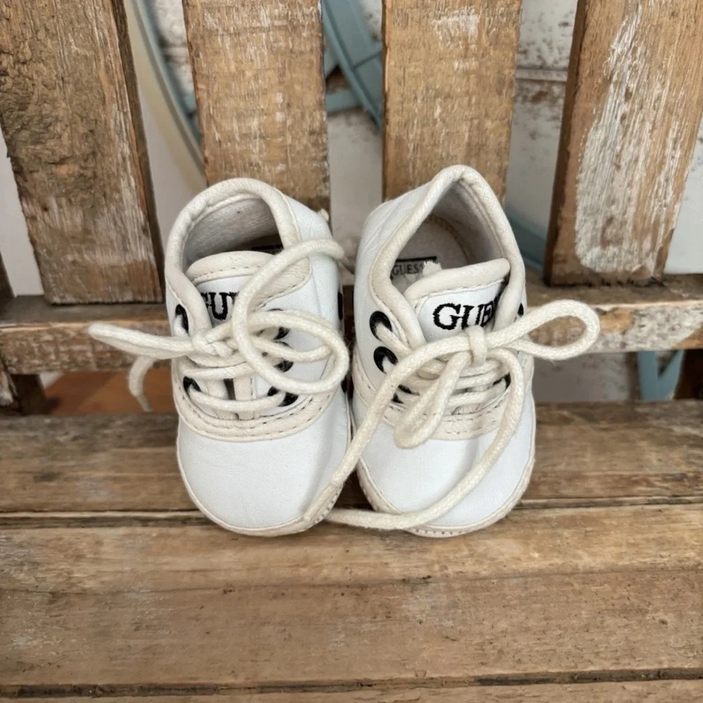 Guess product pair