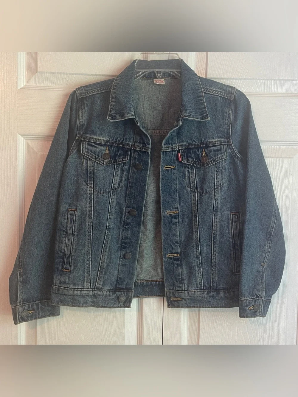 Levis levi’s youth