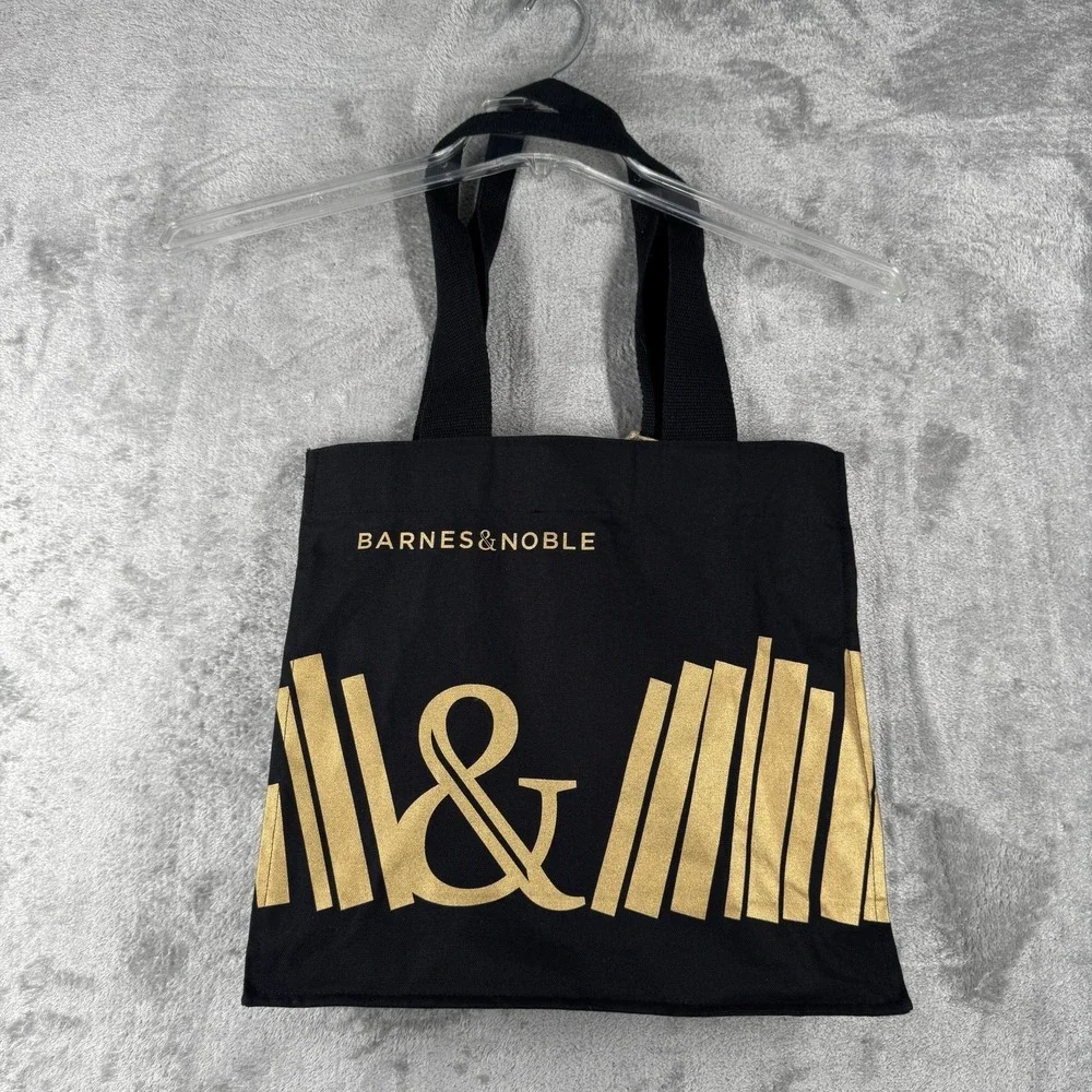 Barnes & Noble barnes noble