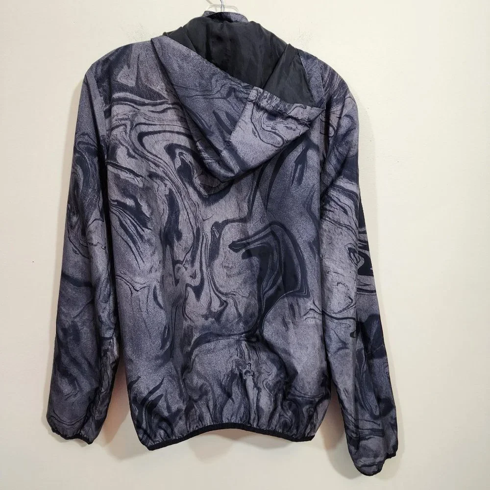 H&M marble tie