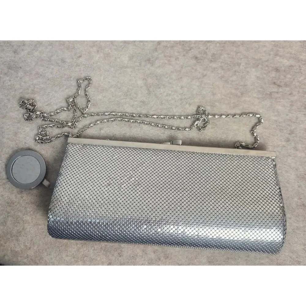 Vintage Valerie Stevens Women's Silver Mesh Clutch Purse With Chain & Mirror