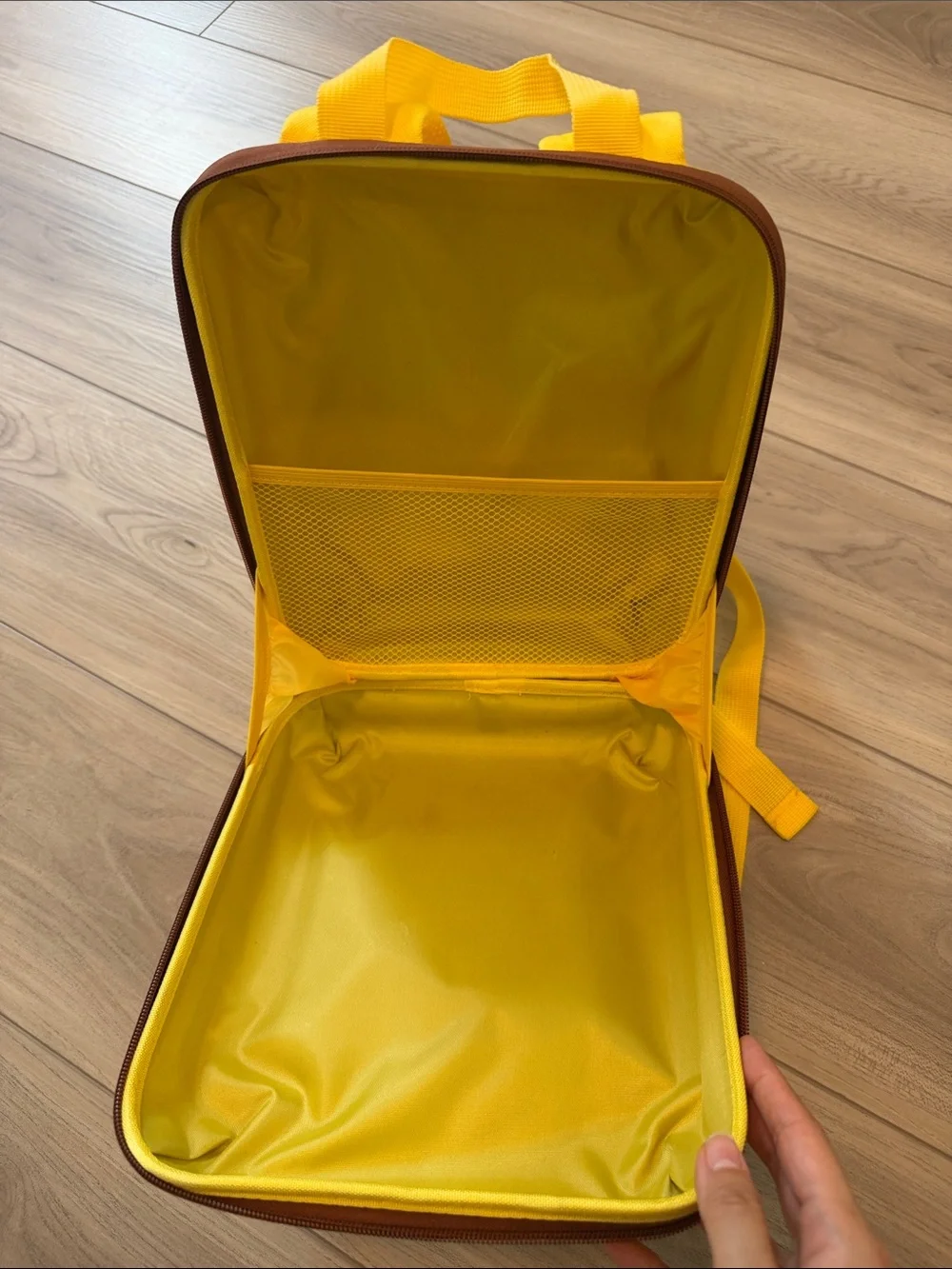 N/A bright yellow