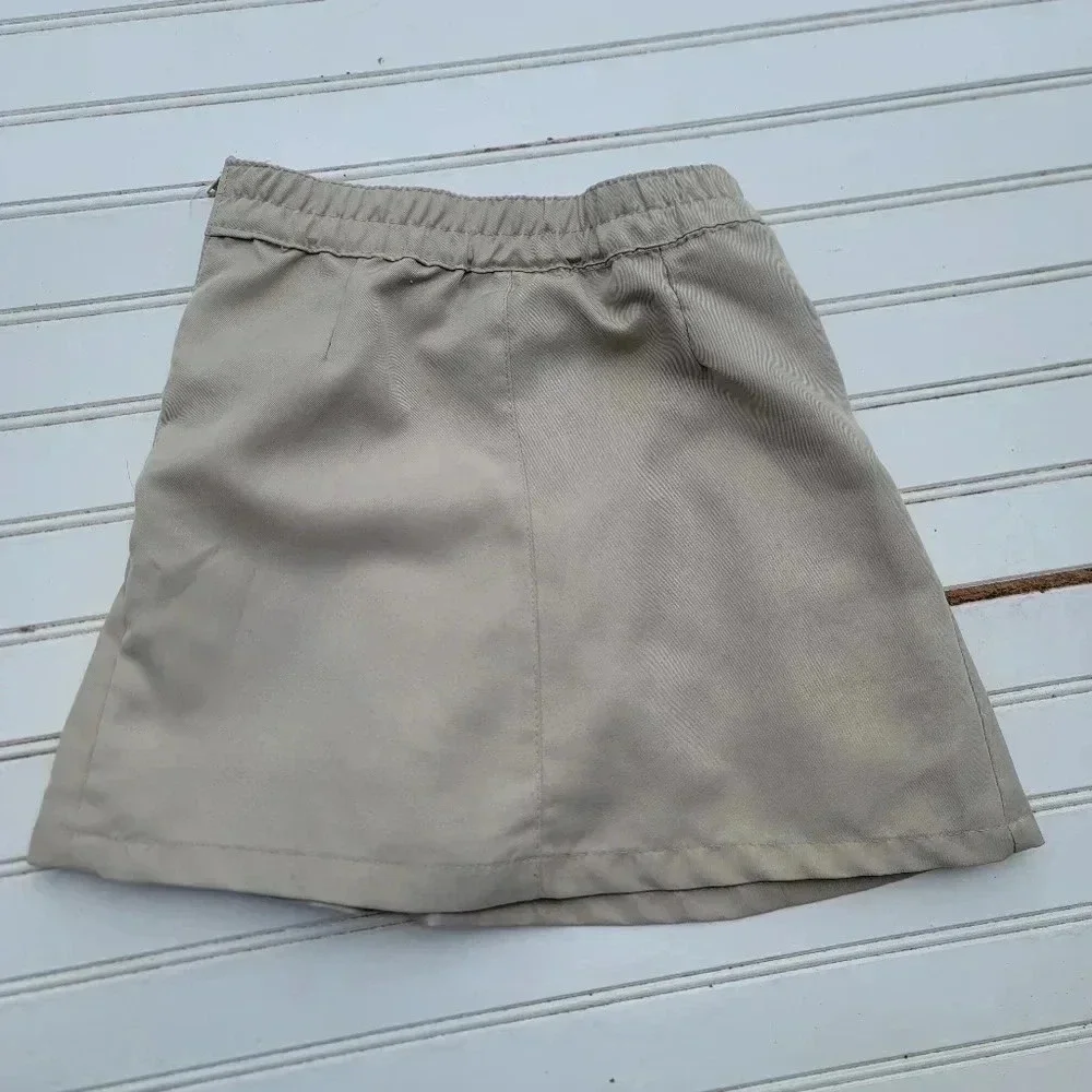 Old Navy lot school