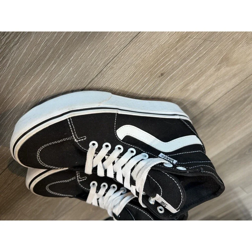 Vans product pair