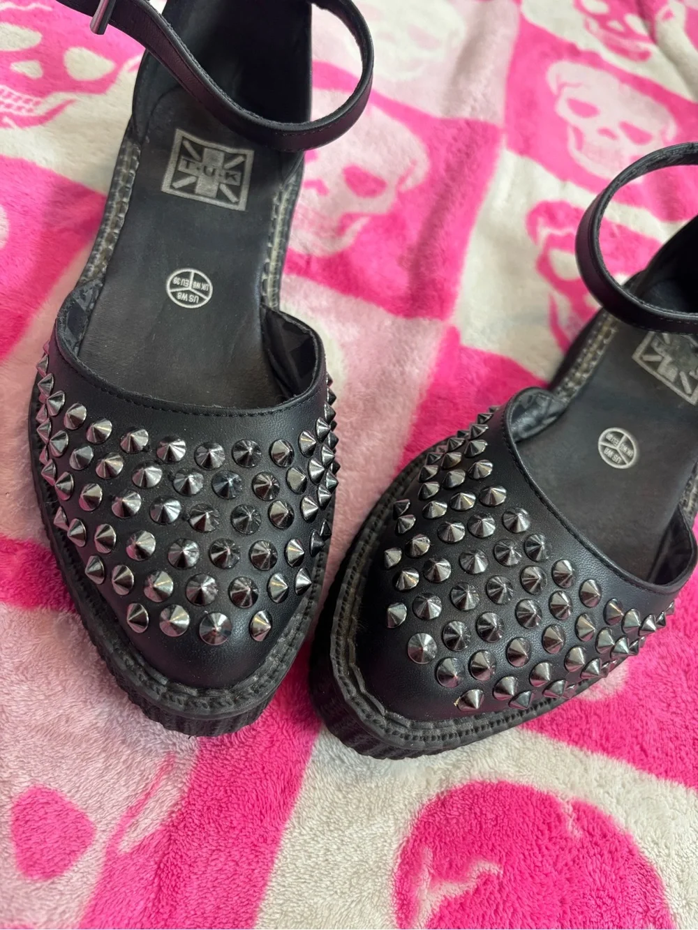 T.U.K black ankle